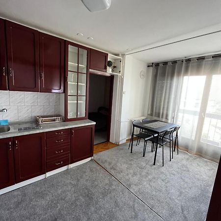 Apartamento Devetka Pirot Exterior foto